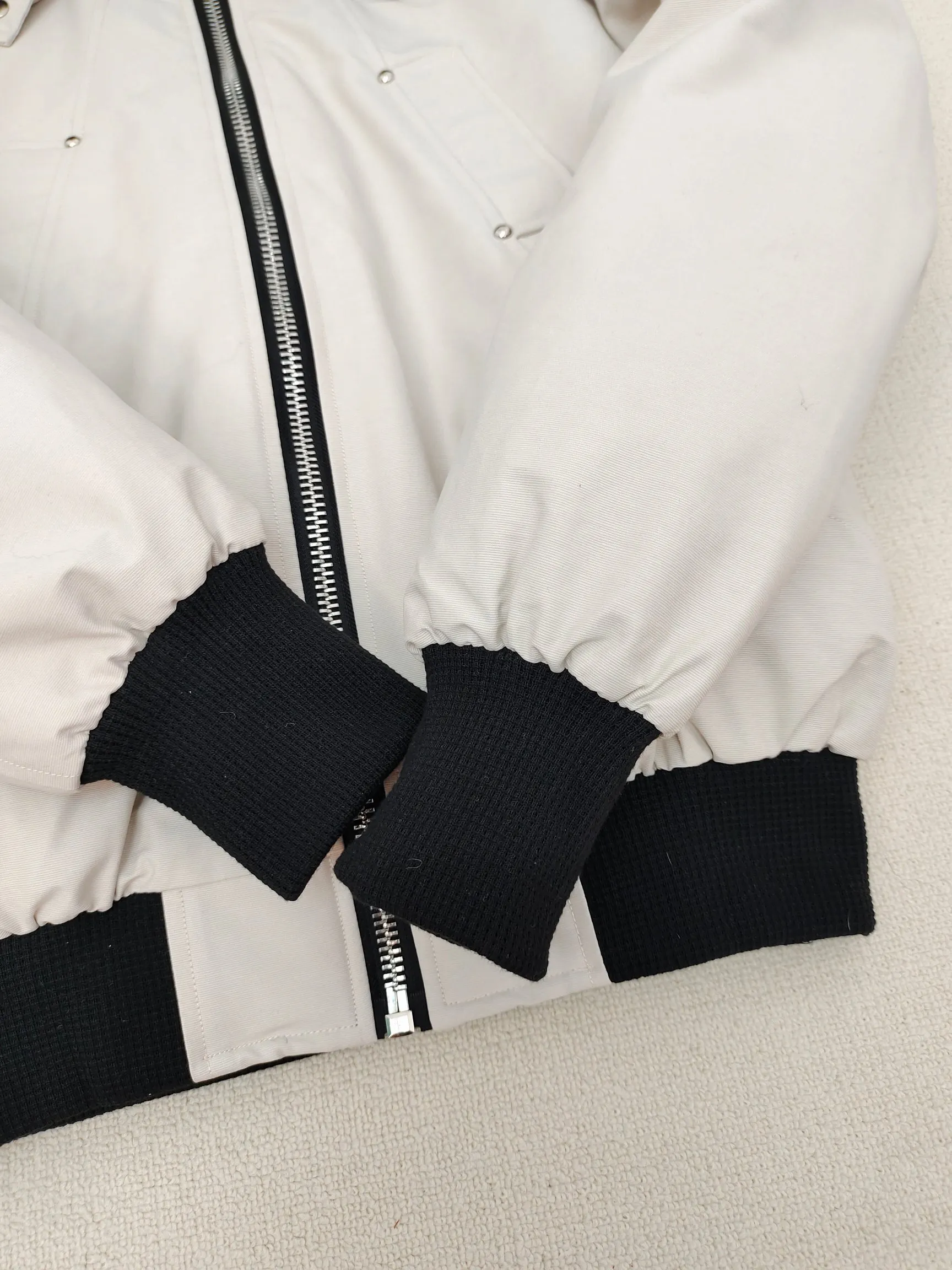 （ ） Moose Knuckles ， ins 、 、 。 ， ， ！ ， ， ， Sizes: S XXL